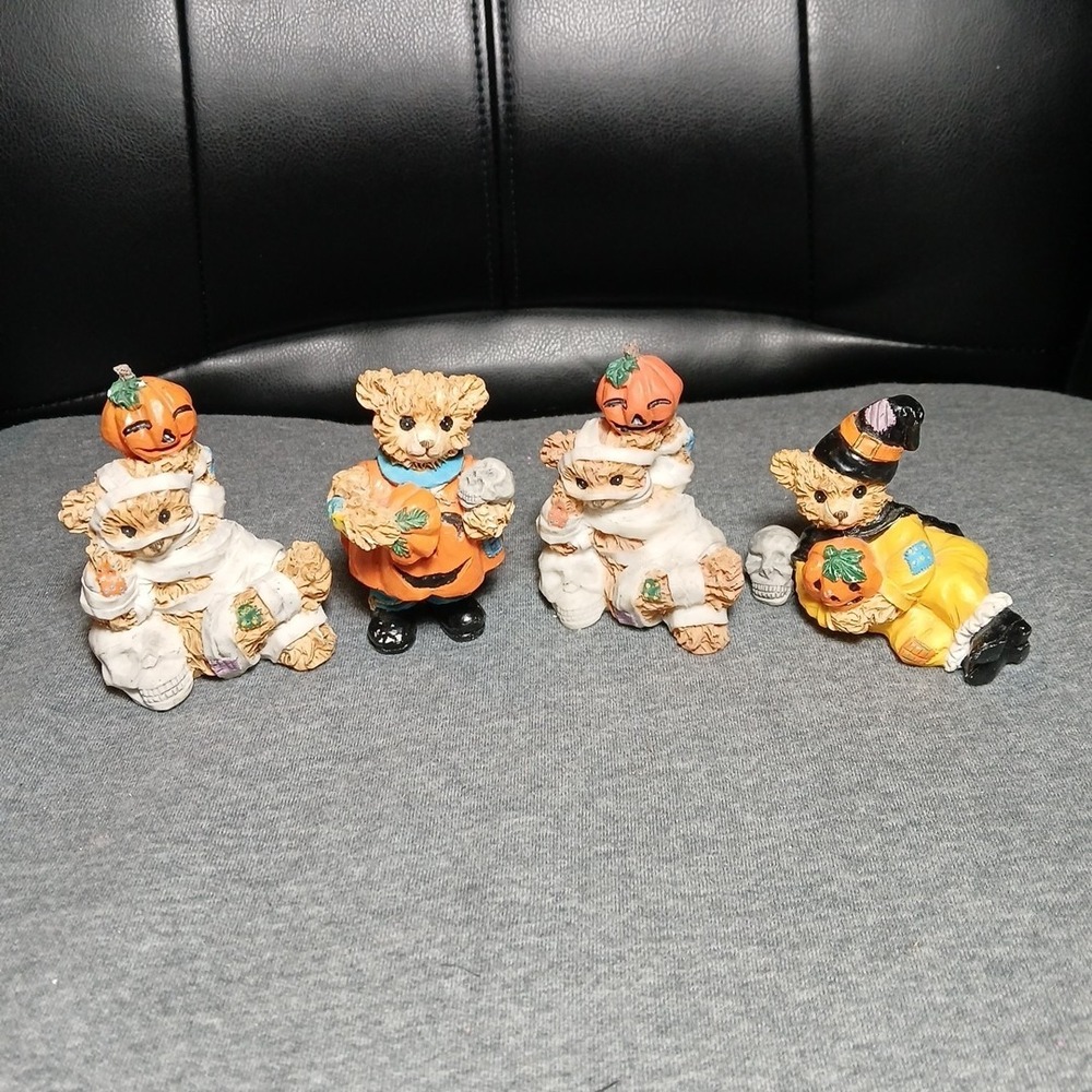 Lot Of‎ Four Brinn's Halloween Teddy Bears Figurines Resin
